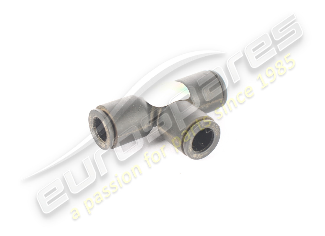 used ferrari 3-way union.. part number 183446 (1)