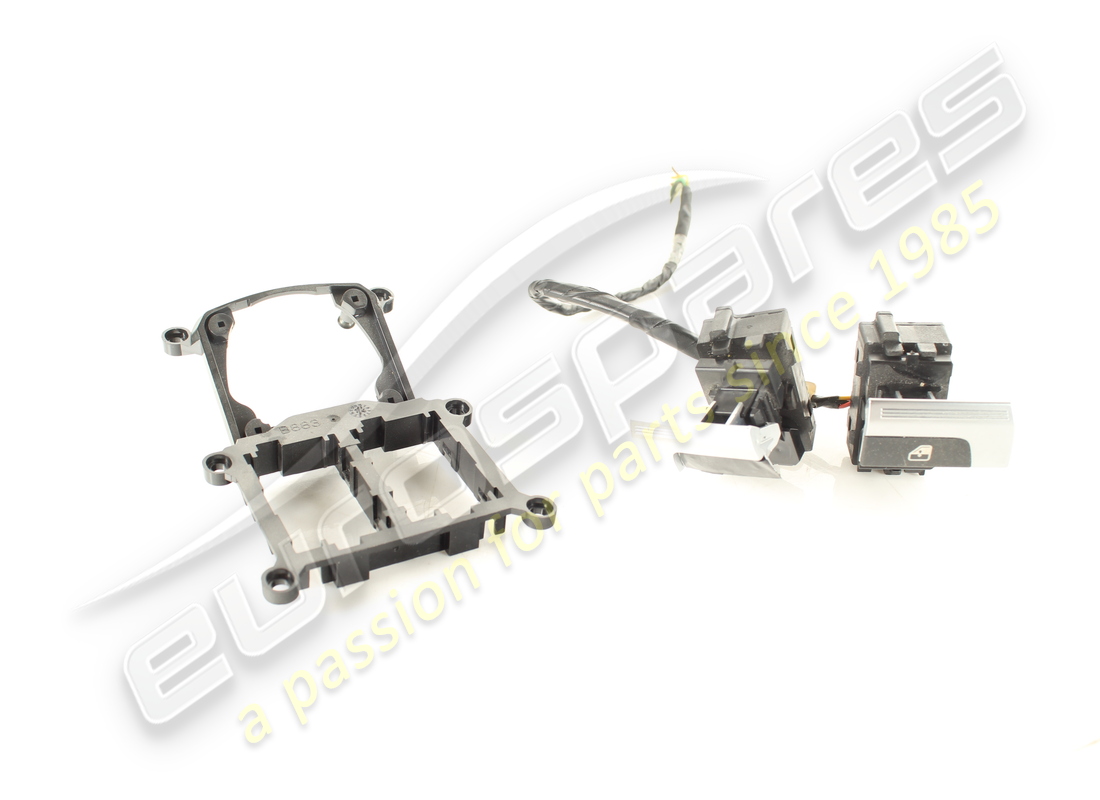 damaged ferrari complete power window contro. part number 82765000 (1)