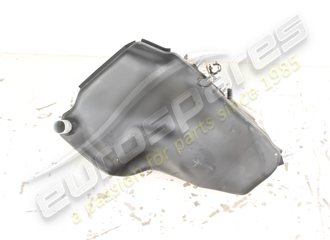 used ferrari rh fuel tank with caps and paint and vibration dampers. part number 780722 (2)