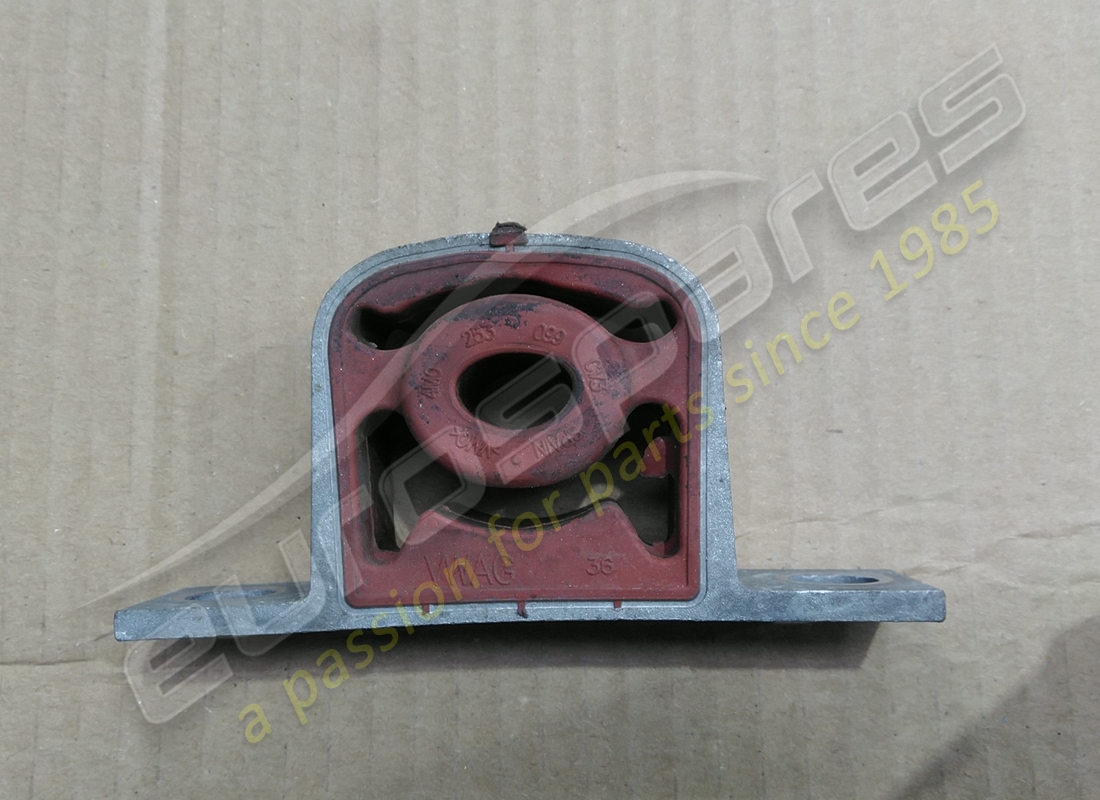 used lamborghini bracket. part number 4m0253099c (1)