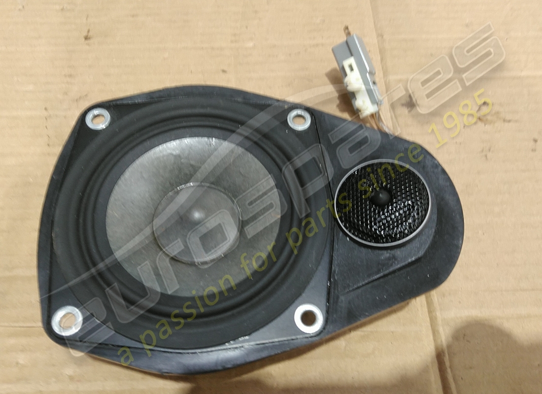 used aston martin speaker, lh side. part number 6g3318808jb (1)