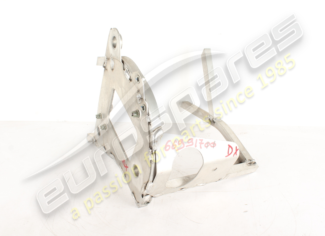 new ferrari rh front frame shield. part number 66991711 (1)