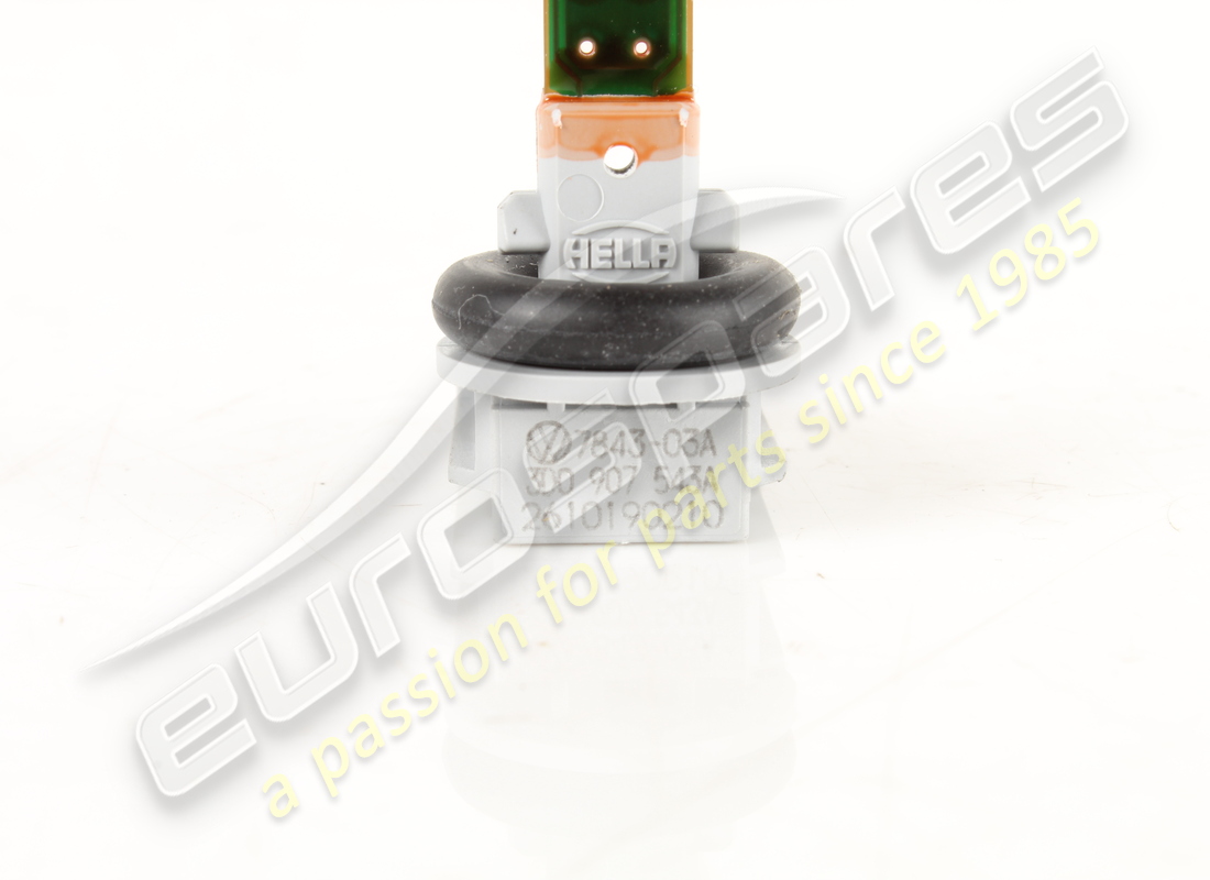 used lamborghini temperature sensorluftkanal kurz. part number 3d0907543a (3)