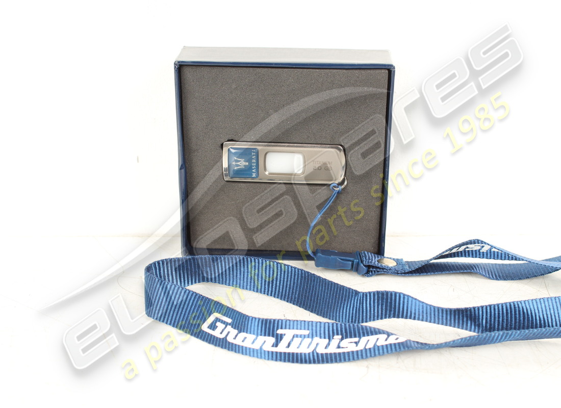 new maserati usb key gran turismo 4.2. part number 920001811 (3)