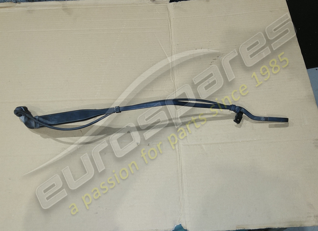 USED Ferrari WINDSHIELD WIPER ARM . PART NUMBER 159420 (1)