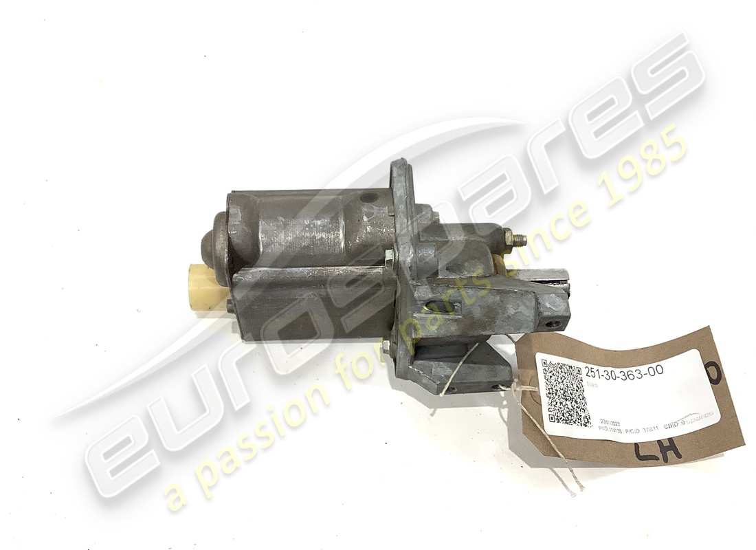 NEW Ferrari LH QUARTER LIGHT MOTOR . PART NUMBER 2513036300 (1)