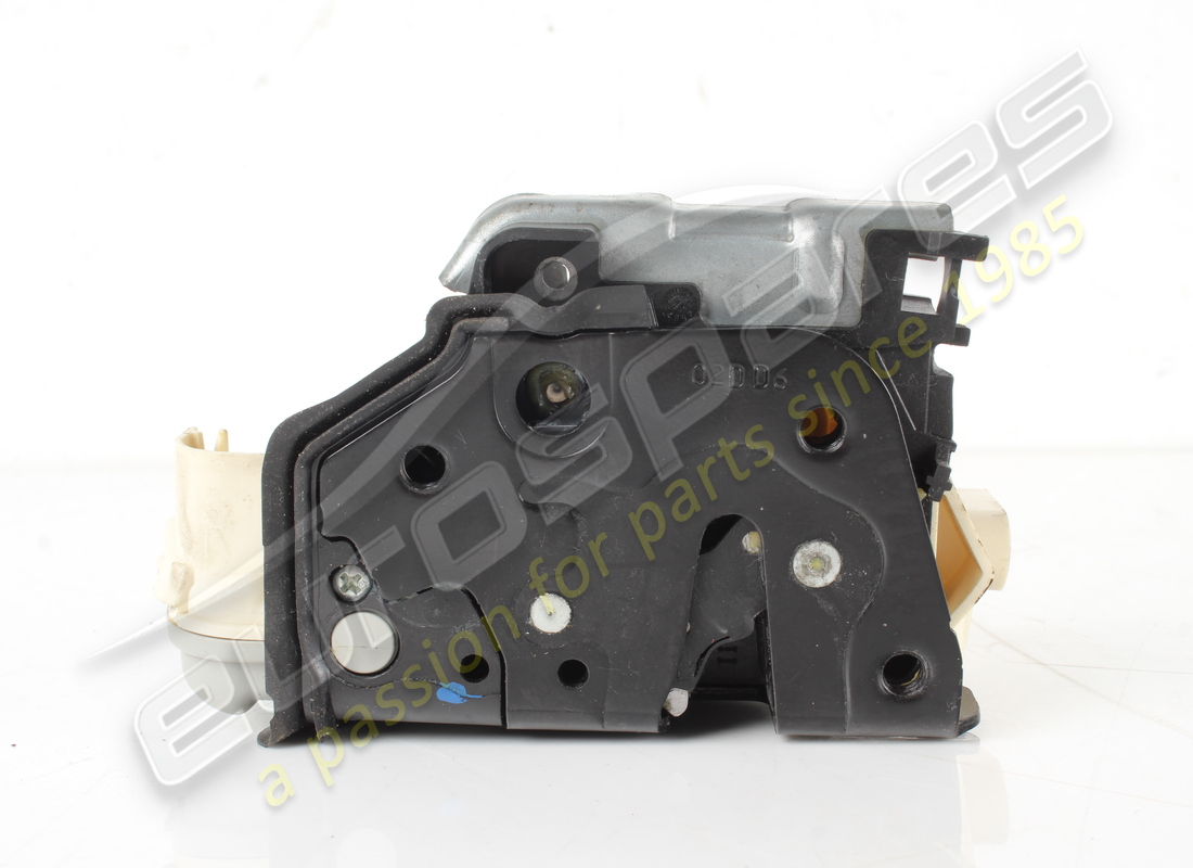 used lamborghini door lock. part number 472837016b (2)
