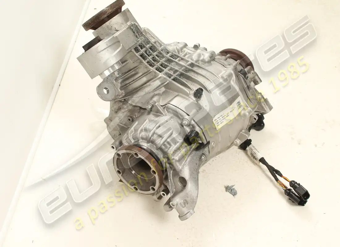 used lamborghini rear differential 43/13. part number 0bx500043c (2)