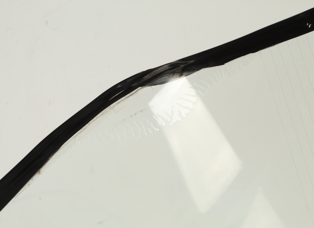 used ferrari rear window. part number 61896400 (5)