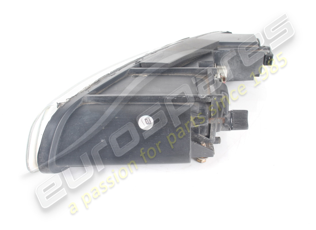 used maserati rh fog light. part number 383100114 (3)