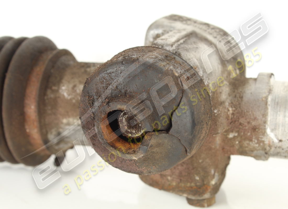USED FERRARI STEERING RACK RHD PART NUMBER 131688 (7) used ferrari steering rack rhd part number 131688 (7)