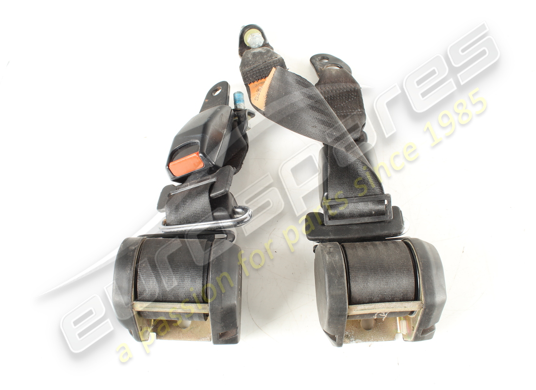 used ferrari rear seat belt set. part number 60713500 (2)