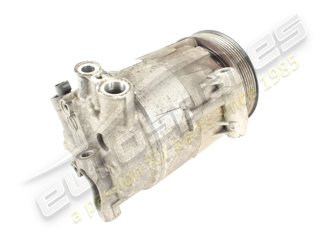 used maserati air conditioning compressor v6. part number 308716 (5)
