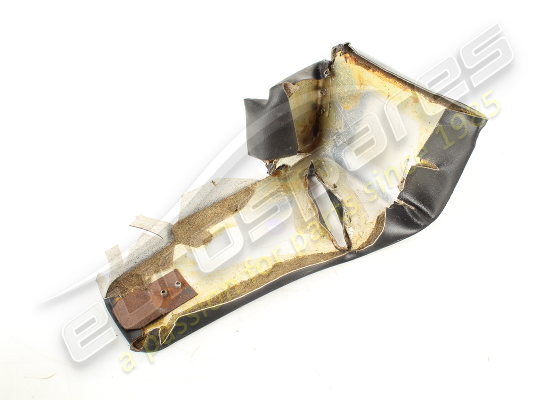 USED FERRARI RH MOULDING. PART NUMBER 61184000 (2) used ferrari rh moulding. part number 61184000 (2)