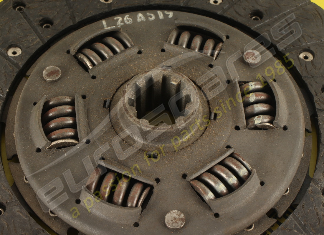 new ferrari clutch disc. part number 134996 (3)