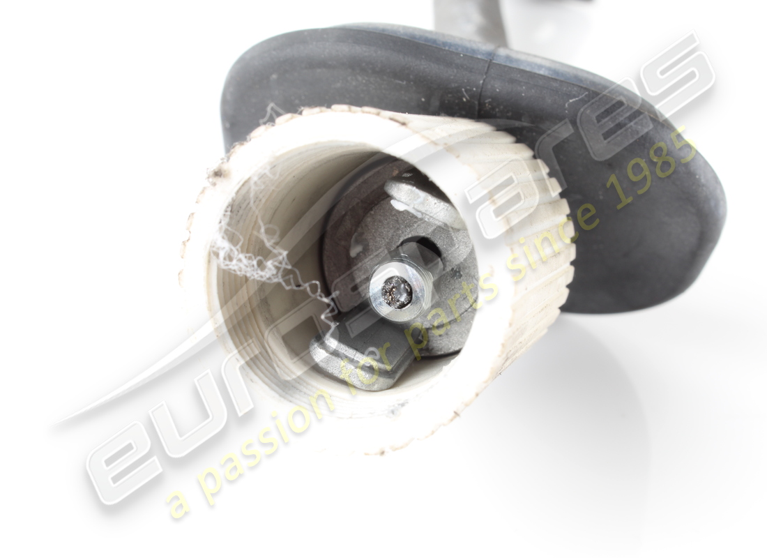 used ferrari cable from actuator to equal. part number 286139 (3)
