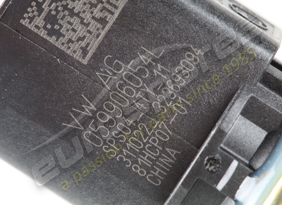 NEW LAMBORGHINI PRESSURE SENSOR. PART NUMBER 059906054L (3) new lamborghini pressure sensor. part number 059906054l (3)