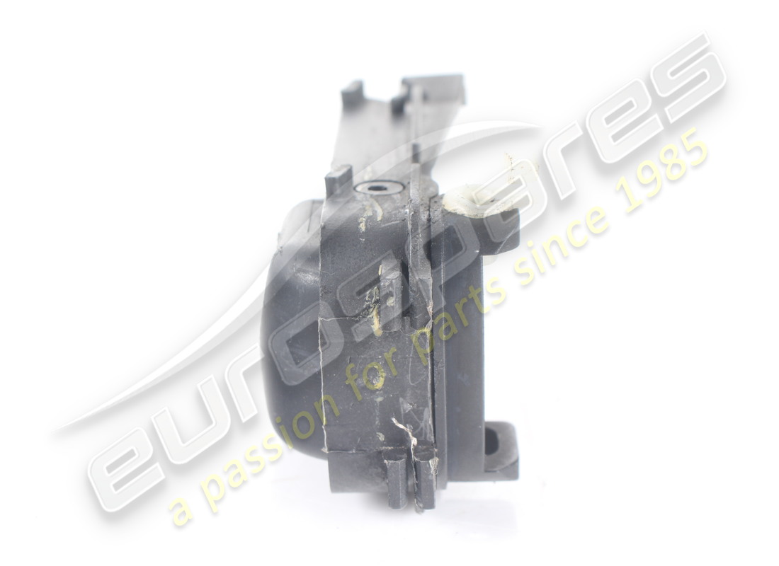 used maserati rh door internal handle. part number 374500148 (3)