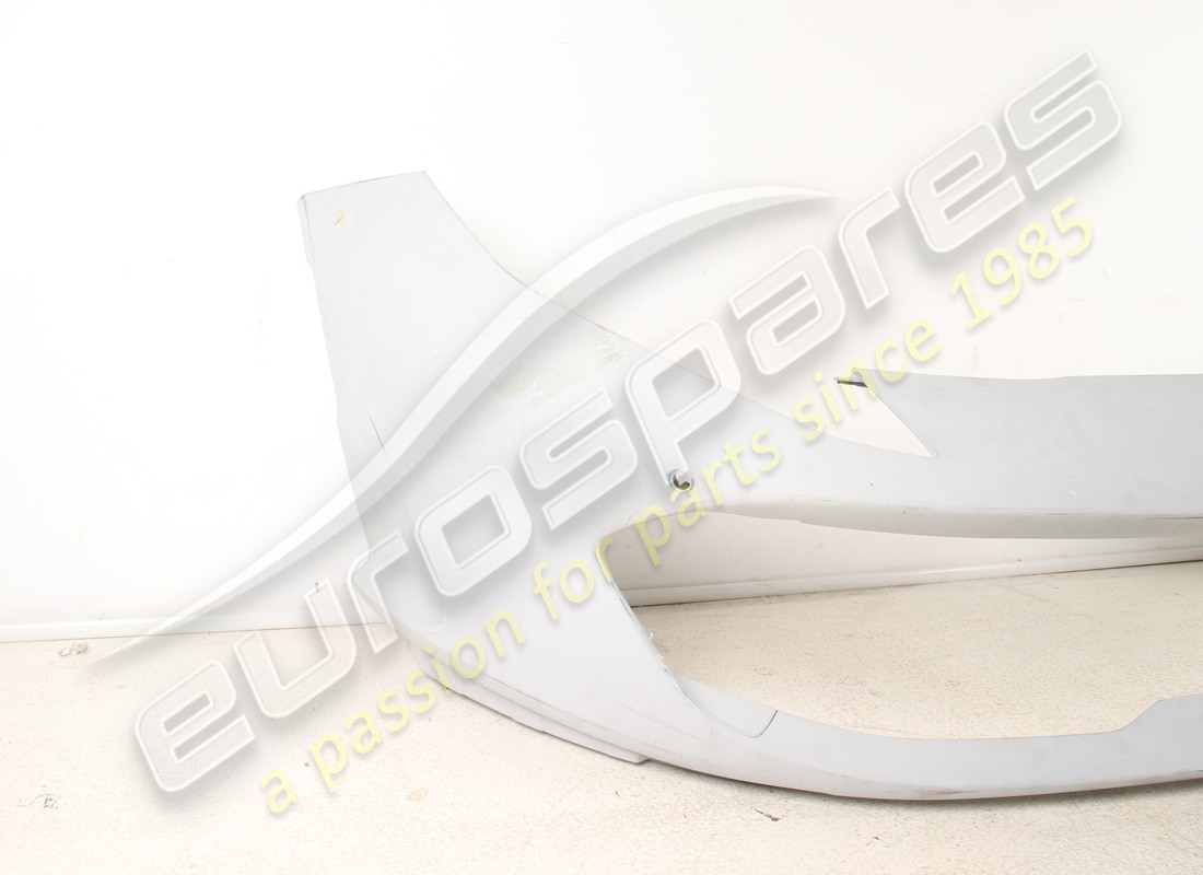 damaged ferrari front bumper. part number 89041710 (2)