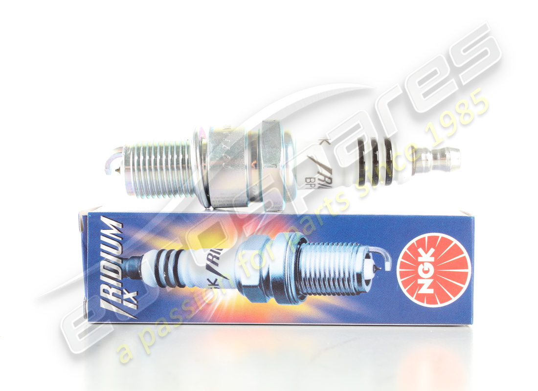 new ngk iridium spark plug (screw top). part number 119492 (1)