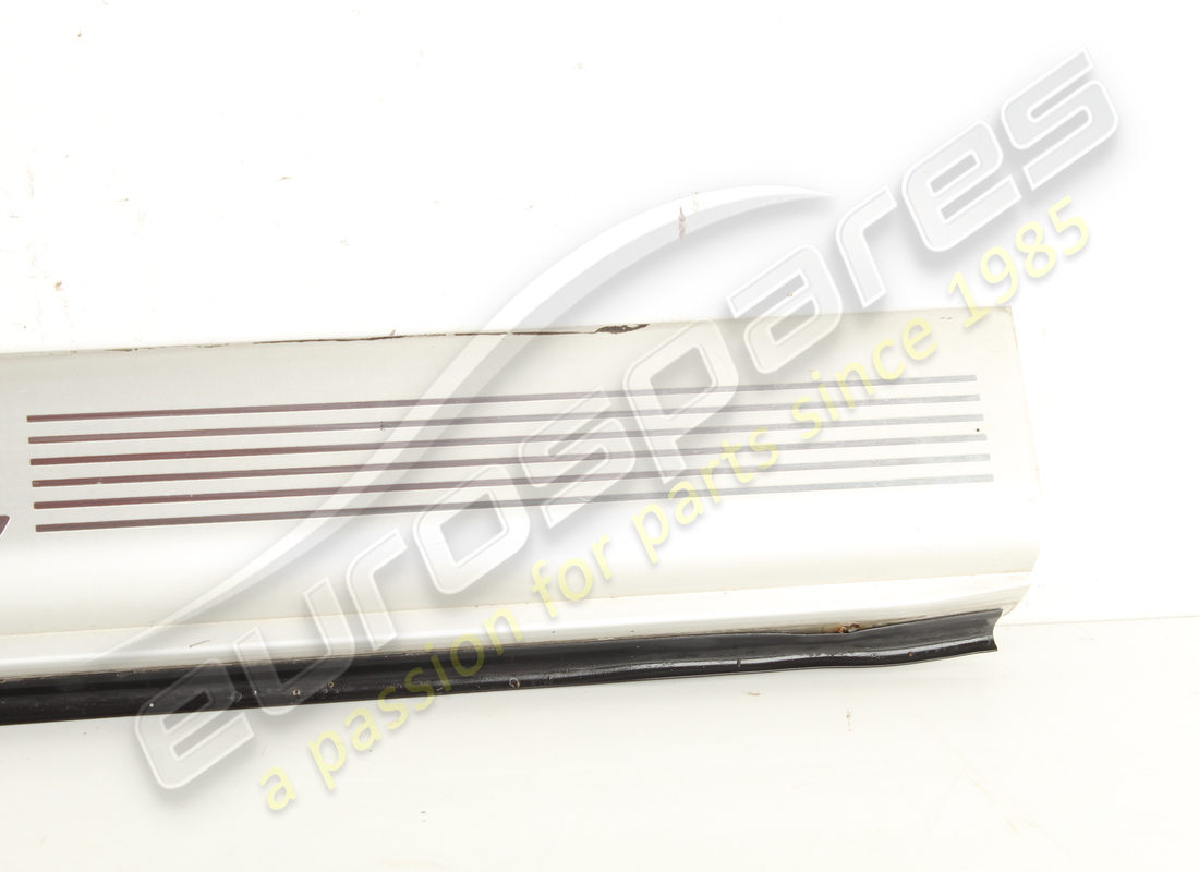 USED MASERATI MODANATURA SOTTOPORTA SX. PART NUMBER 386100313 (3) used maserati modanatura sottoporta sx. part number 386100313 (3)