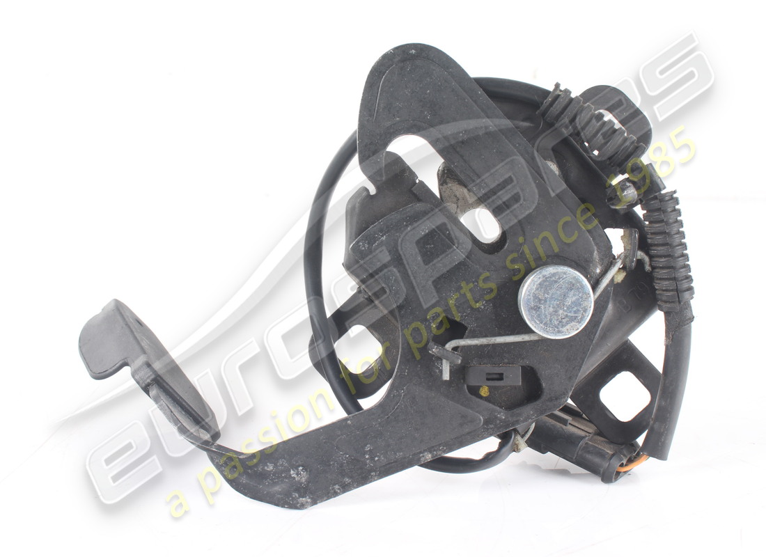 USED FERRARI LID LOCK. PART NUMBER 83752200 (5) used ferrari lid lock. part number 83752200 (5)