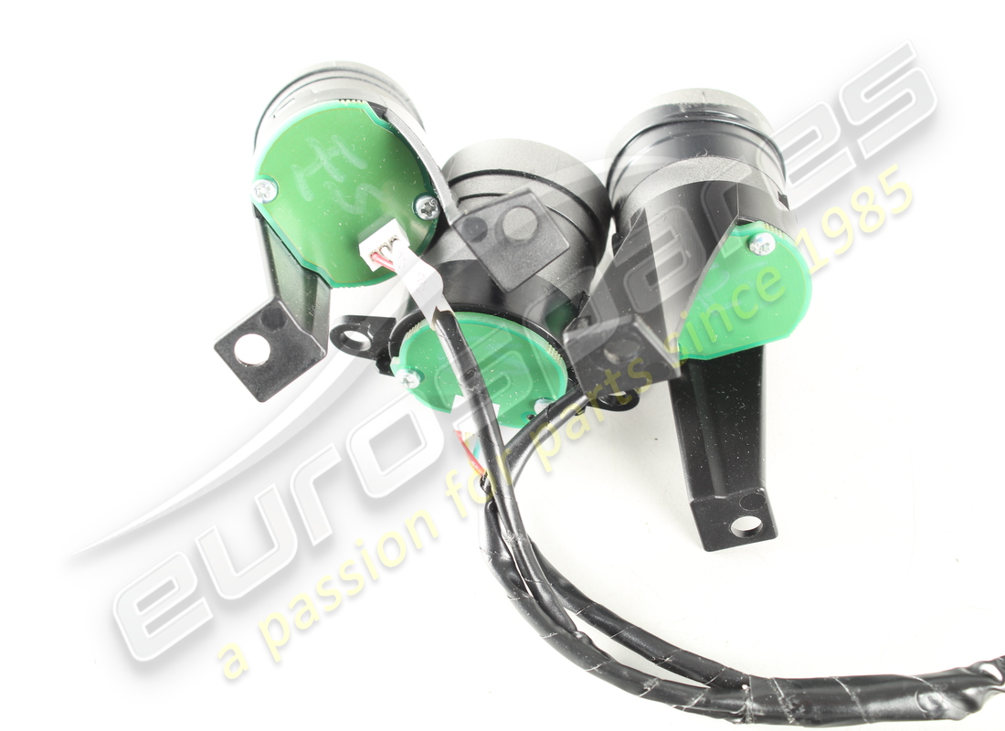 used ferrari set of 3 f1 buttons. part number 260993 (4)