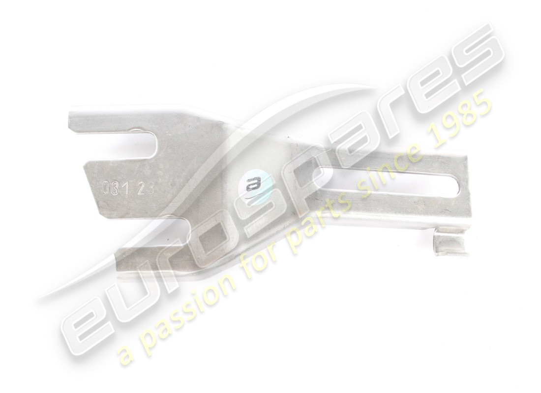 USED Maserati LEFT DASHBOARD BRACKET . PART NUMBER 675002016 (1)