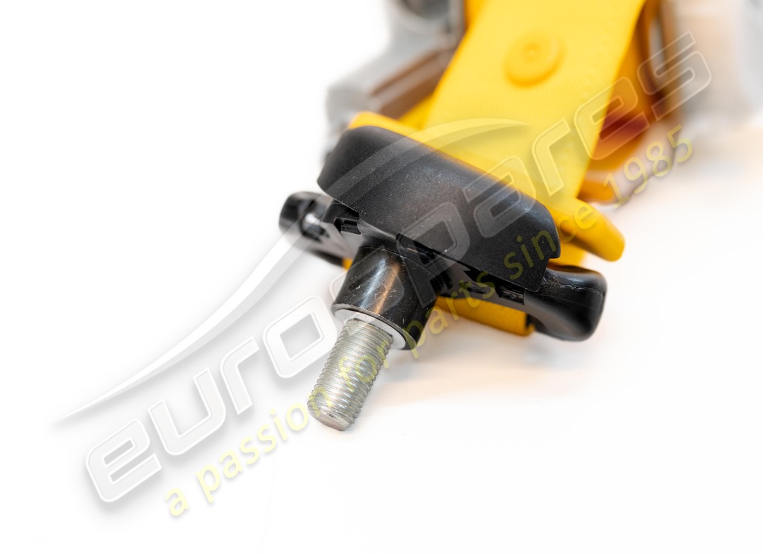 new ferrari rh three point seat belt. part number 84466461 (5)