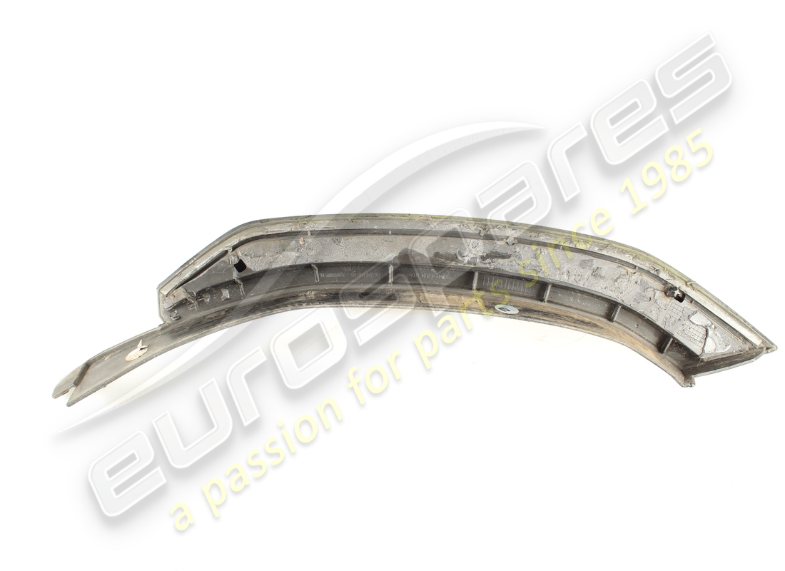 used lamborghini wheel trim. part number 4ml854820by9b (2)