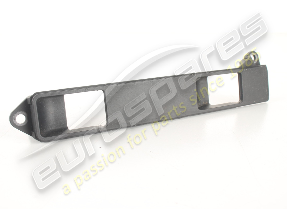 used aston martin bracket sw cnsl panel. part number 4g4313d720aa (1)