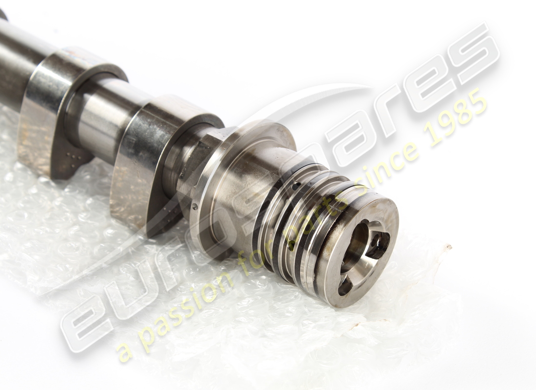 USED FERRARI RH INTAKE CAMSHAFT. PART NUMBER 259156 (2) used ferrari rh intake camshaft. part number 259156 (2)