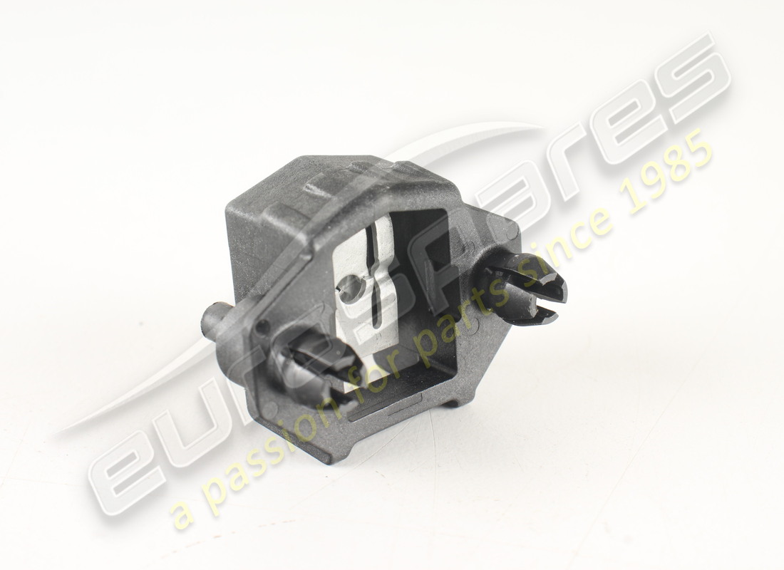 new porsche bracket. part number 992121277 (2)