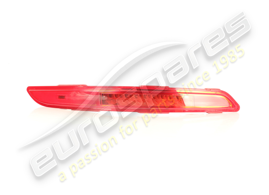 used ferrari lh tail light , fixed part. part number 302299 (1)