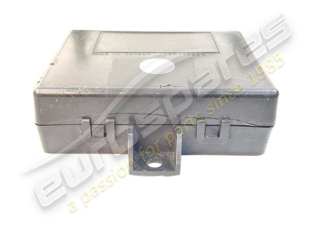 damaged aston martin sbw interface ecu. part number 4g437201ac (2)