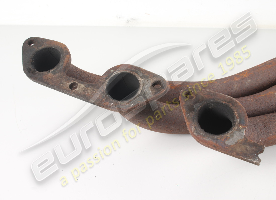 used lamborghini rh rear exhaust manifold. part number 004405047 (2)