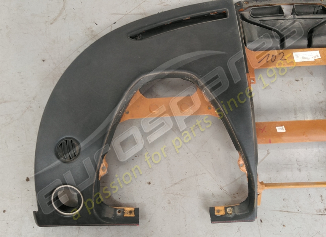 USED LAMBORGHINI TOP PART OF DASH . (COMES WITH AIRBAG UNIT) NO AIRBAG. PART NUMBER EAP1384176 (3) used lamborghini top part of dash . (comes with airbag unit) no airbag. part number eap1384176 (3)