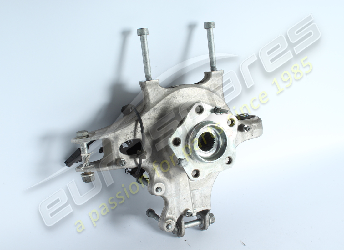 USED Ferrari COMPLETE RH REAR HUB CARRIER . PART NUMBER 339248 (1)