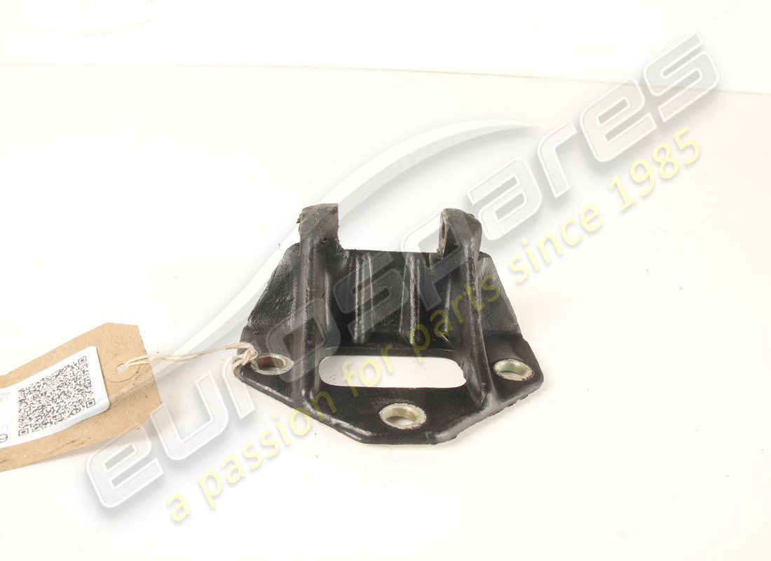 used ferrari door hinge fixed. part number 62063600 (2)