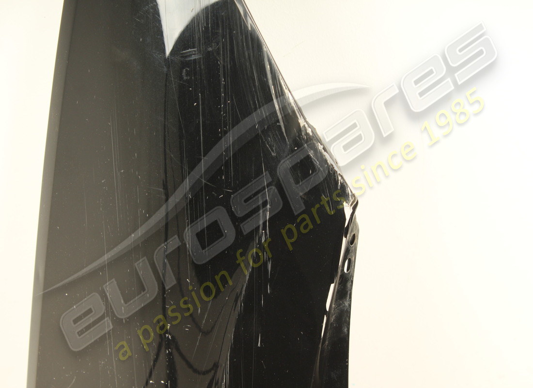 damaged lamborghini rh front fender. part number 4ml821106a (3)