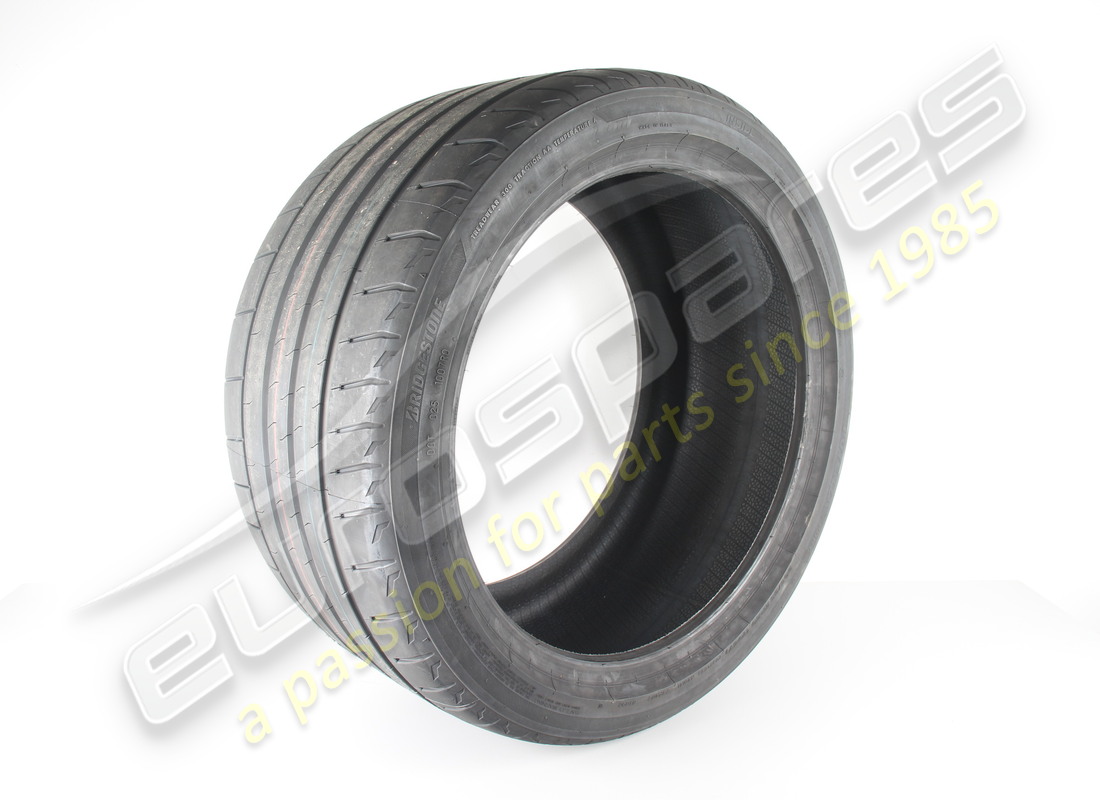 new ferrari pirelli rear summer tyre p-zero, 315-35 zr20 (106y). part number 270412 (6)