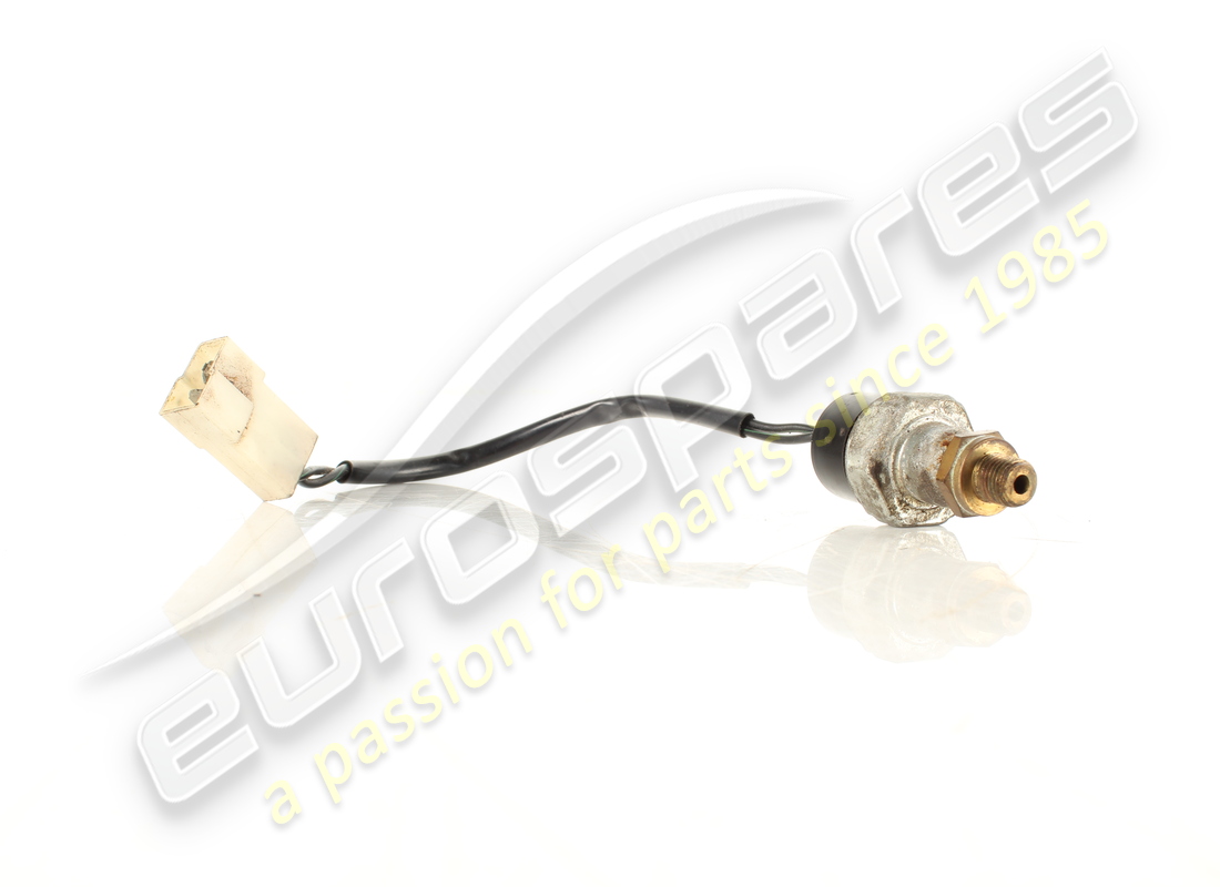 USED Ferrari PRESSOSTAT . PART NUMBER 129102 (1)