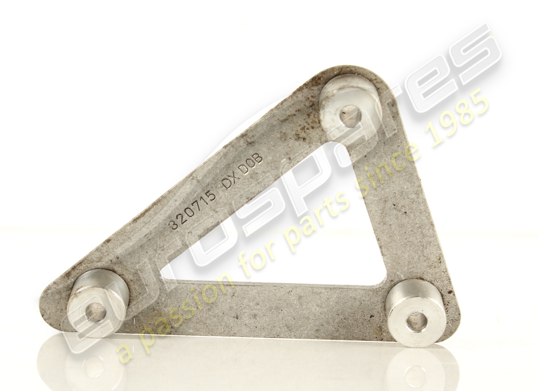 USED Ferrari BRACKET FASTENING DUCT TO RH . PART NUMBER 320715 (1)