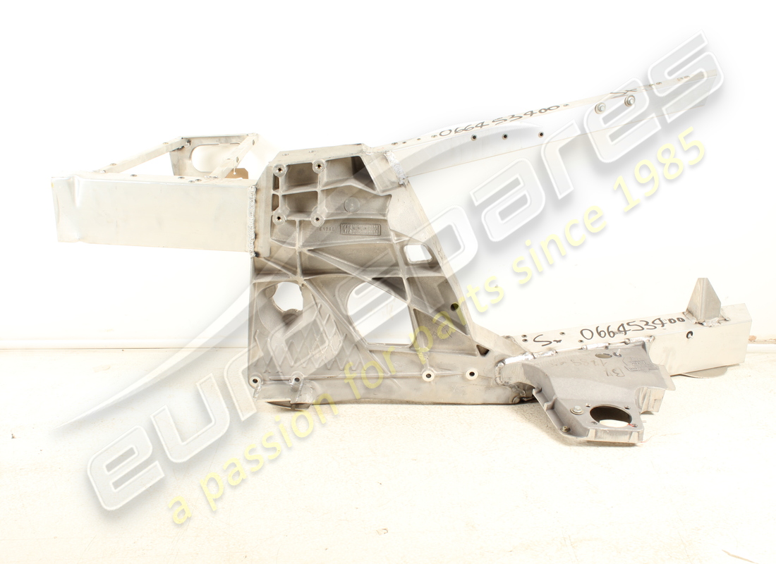 new ferrari complete lh side frame. part number 66453400 (1)