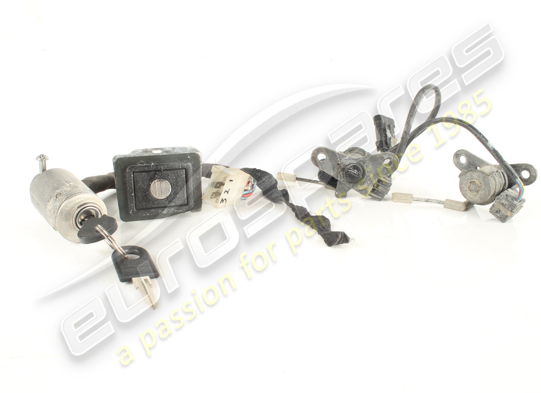 USED Eurospares COMPLETE LOCK SET WITH KEY . PART NUMBER EAP1563047 (1)