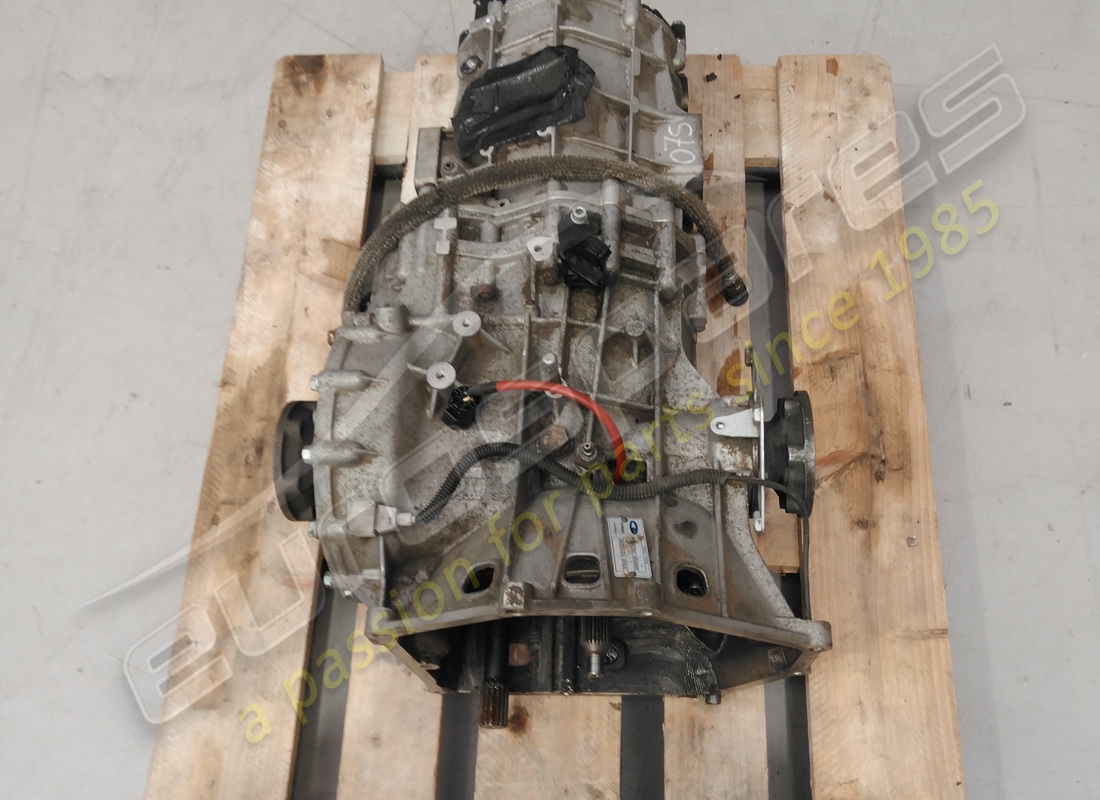 used lamborghini gearbox part number 086300045j