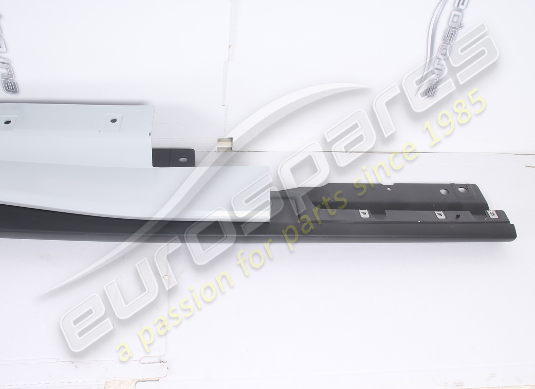 NEW (OTHER) FERRARI COMPLETE RH SILL TRIM PANEL. PART NUMBER 88826110 (3) new (other) ferrari complete rh sill trim panel. part number 88826110 (3)
