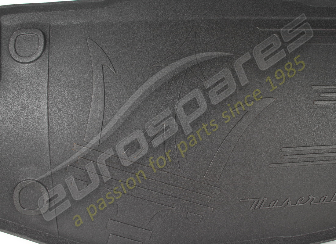 new maserati new full luggage compart mat. part number 940001311 (2)