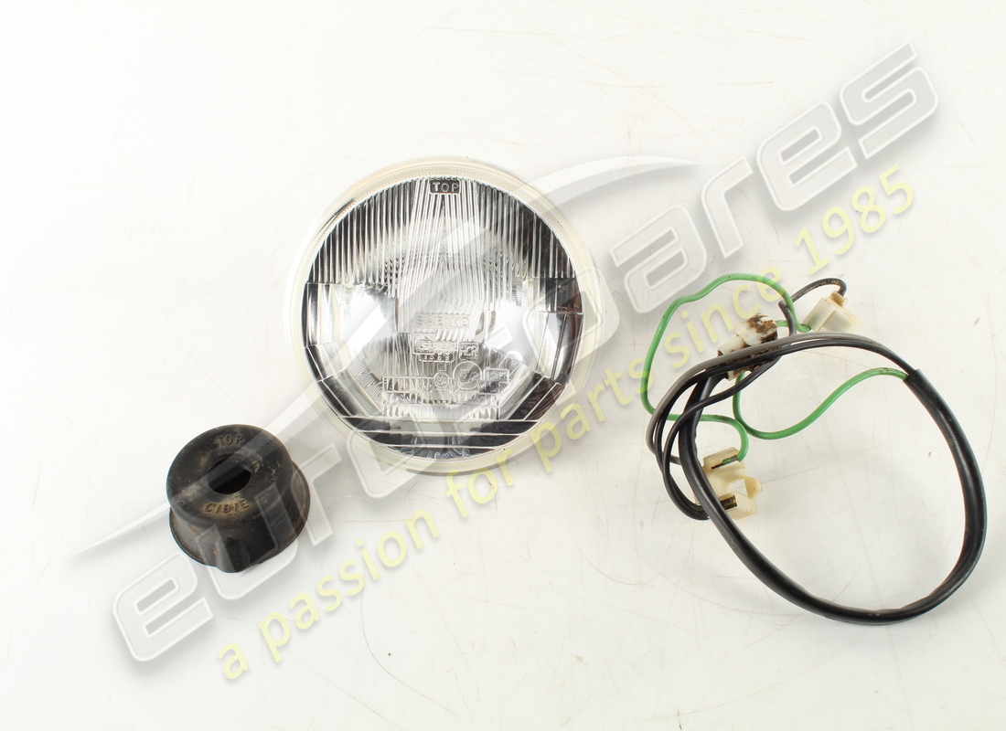 USED Ferrari MAIN BEAM LAMP UNIT . PART NUMBER 60907200 (1)