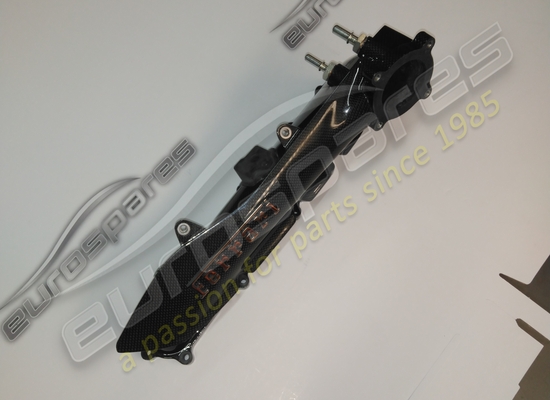 new ferrari rh carbon inlet manifold part number 822076